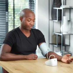 OMRON M300 Oberarm Blutdruckmessgerät, 1 St